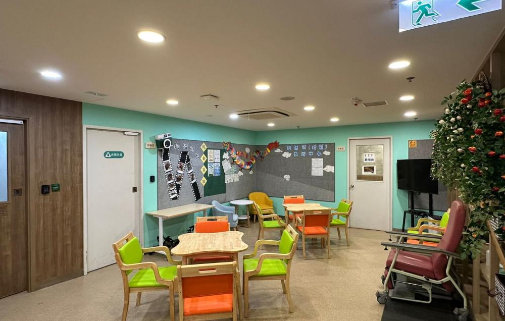 活动区／客厅／饭厅