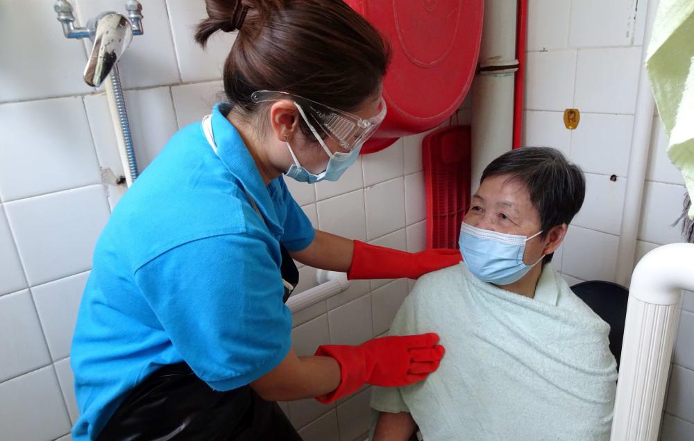 护理服务及或个人照顾服务