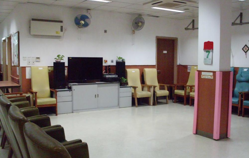 活动区／客厅／饭厅