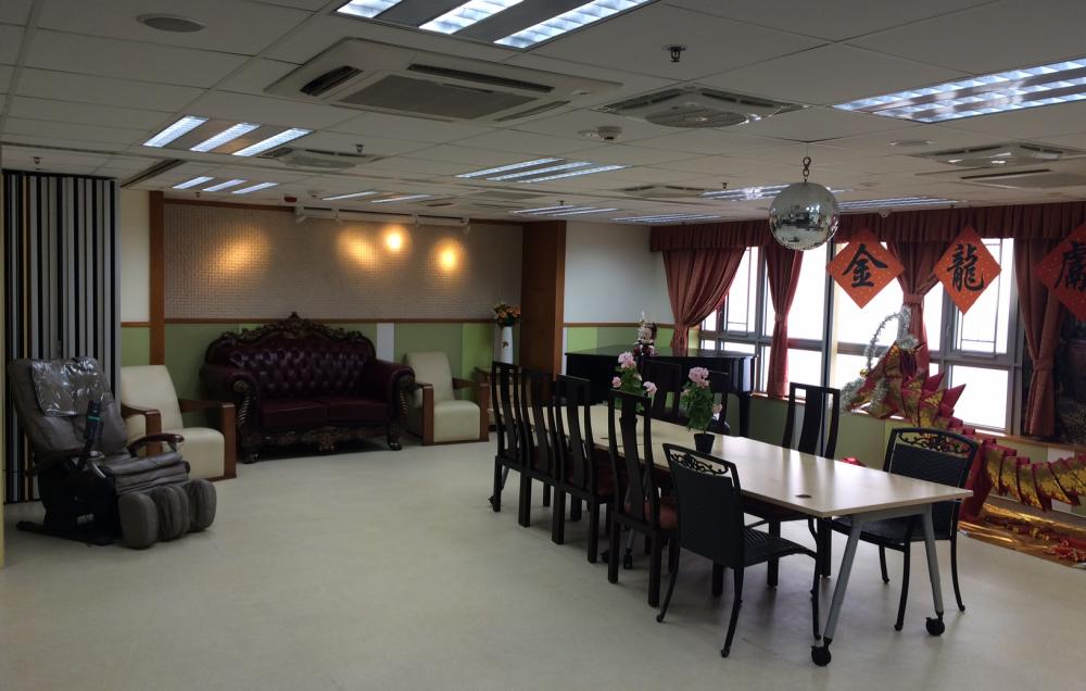 活动区／客厅／饭厅