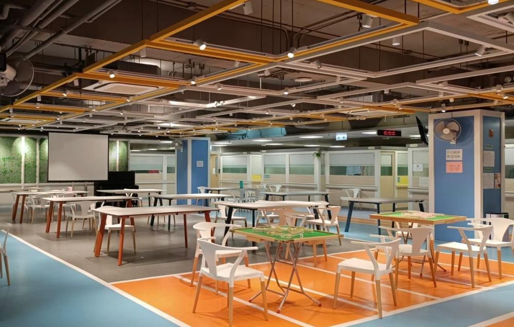 活动区／客厅／饭厅