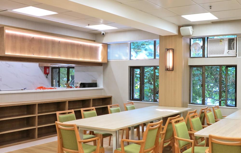 活动区／客厅／饭厅