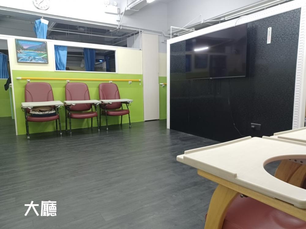 活动区／客厅／饭厅