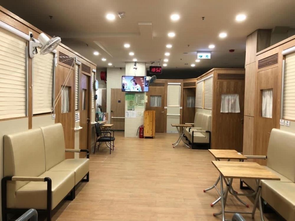 活动区／客厅／饭厅