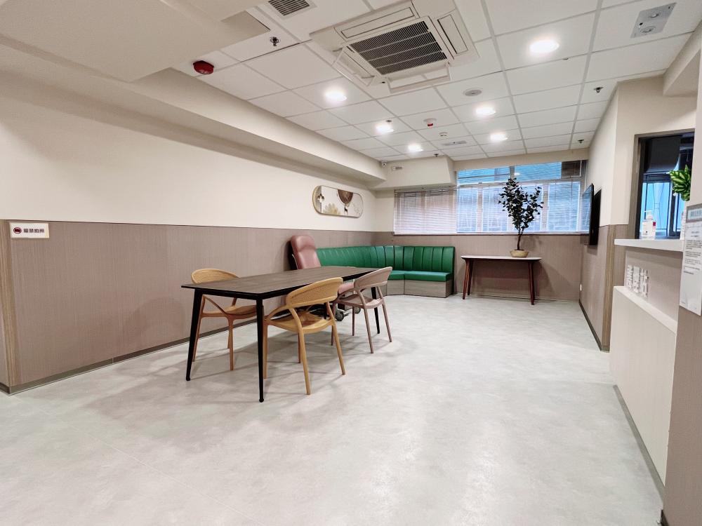 活动区／客厅／饭厅