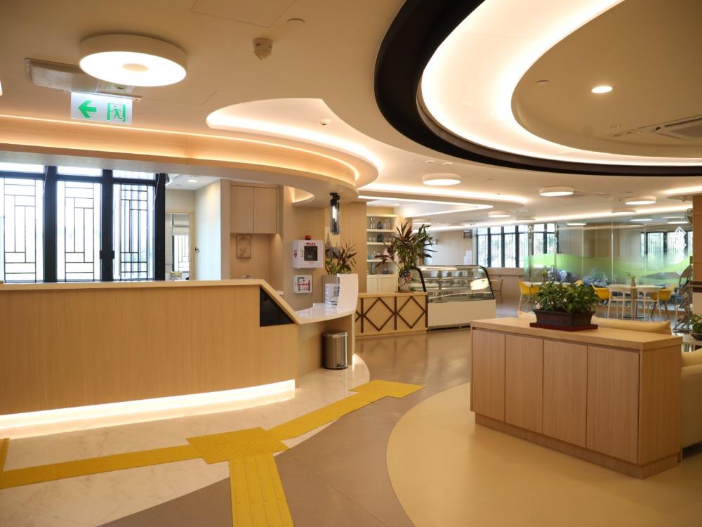 活动区／客厅／饭厅